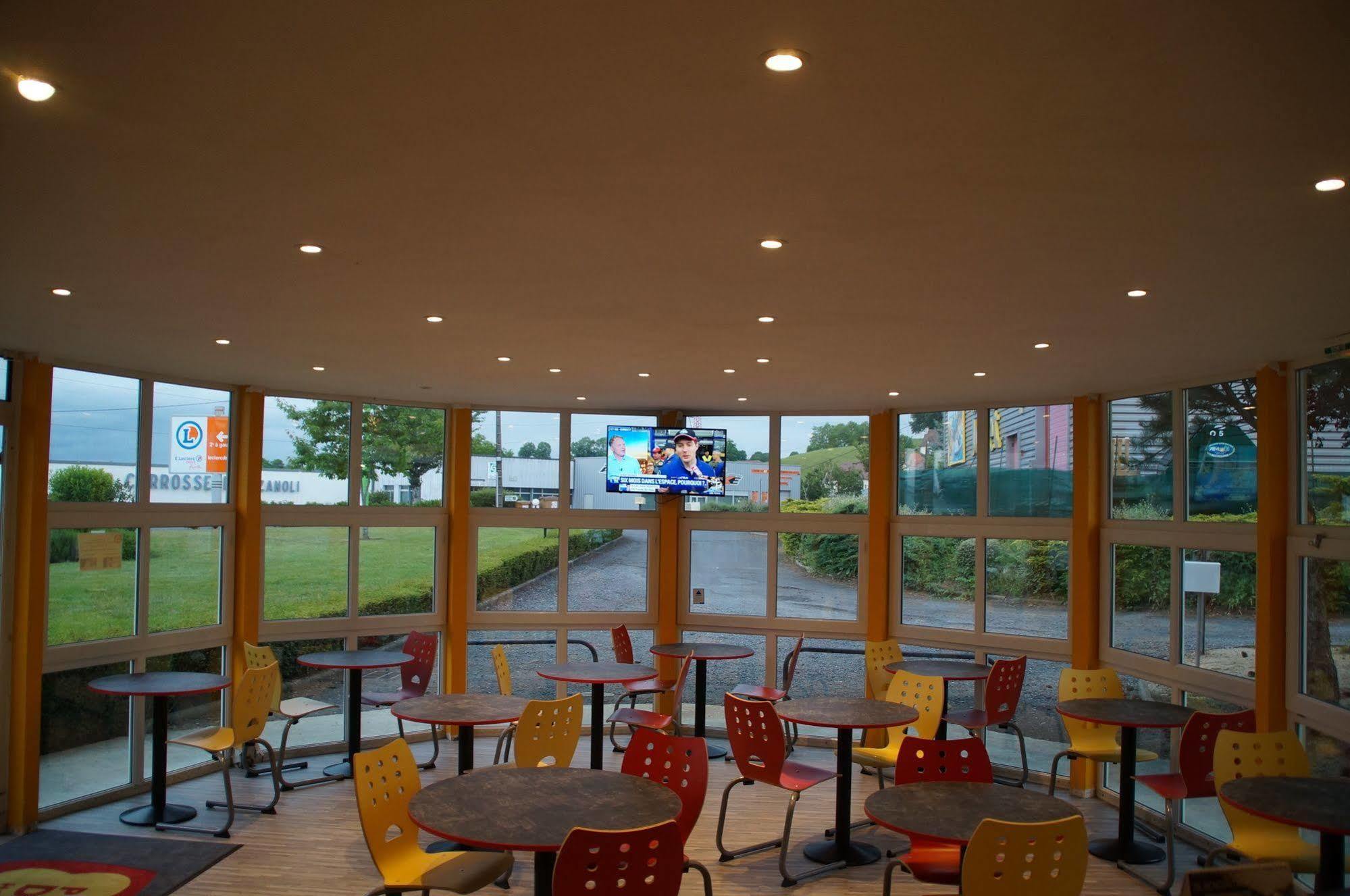 The Originals Access Aeroport, Hotel Aurillac Exterior foto